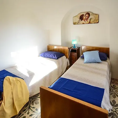 Trullo Alessia Cisternino